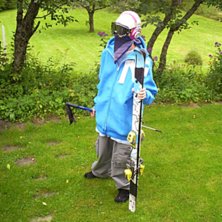 letar efter sn&ouml;n en augustieftermiddag, hittar de. Foto: Johan Olofsson. &Aring;kare: Per Olofsson.