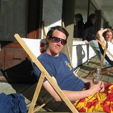 Efter en dag p&aring; berget s&aring; blir det afterski p&aring; . Foto: Vet ej. &Aring;kare: Nicklas och Erik.