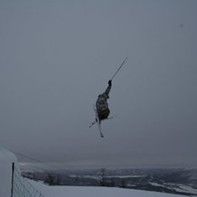 jump! . Foto: Simon iskasson. &Aring;kare: Gabe.