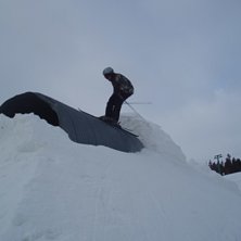 Jag plantar p&aring; ett stort r&ouml;r:). Foto: Petter Andersson. &Aring;kare: m&aring;ns claesson.