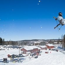 Cork 720 eller 900 rev tail i Edsbyn

Fotocred: . Foto: Thomas Lundman. &Aring;kare: Jonas Zeidlitz.