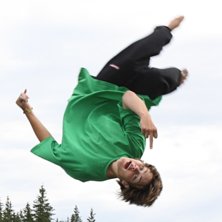 g&ouml;r en sideflip ;). Foto: Linus flygerfeldt. &Aring;kare: Jocke J&ouml;nsson.