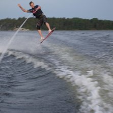 lite wakeskate. Foto: Anardeas Forssblad. &Aring;kare: Lukas&amp;quot;pimp&amp;quot; Samuelsson.