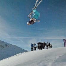 Dubbel backflip. Foto: Anton B&ouml;rjesson. &Aring;kare: Herman Mellegard.