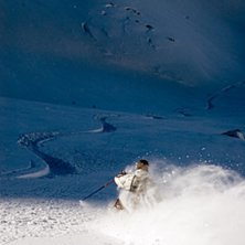 Jesper &aring;ker fluff-fluff i den h&auml;mliga dalen. Foto: Bj&ouml;rn Bonthron. &Aring;kare: Jesper Bragsted.