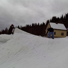 hopp bygge i skule berget.