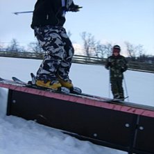 Nu s&aring; har jag f&aring;tt upp farten lite. Och det g&aring;r. Foto: Pappa. &Aring;kare: Ronja Sandstr&ouml;m.
