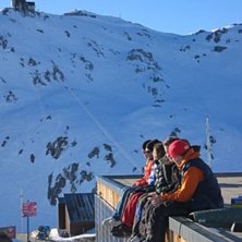 pilsner i solen. Foto: Oscar Darle. &Aring;kare: randoms.