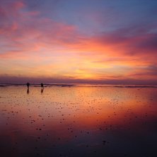 En underbar solnedg&aring;ng &ouml;ver en underbar spegelis. Foto: Fajer Wennerberg. &Aring;kare: Robert Whalstr&ouml;m, Mats Holmquist.