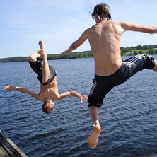 Drog lite flips ut f&ouml;r bryggan :D. Foto: Emma M. &Aring;kare: Gustaf B &amp;amp; Martin M.