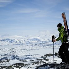 Uppe p&aring; Nordalsfj&auml;llet. Foto: Mats Kahlstr&ouml;m. &Aring;kare: Maximilian Mohlkert.