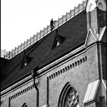 Jag uppe p&aring; kyrkan..;). Foto: Mikael &Ouml;hlund. &Aring;kare: Simon Pont&eacute;r.
