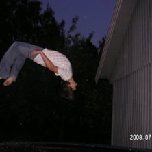 backflip gjord av mig. Foto: andreas. &Aring;kare: makk.