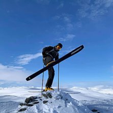 P&aring; toppen Latnjacorru, med otroliga vuyer.