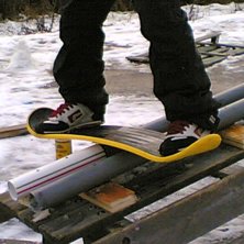 snowskate. Foto: frida ahlerup. &Aring;kare: jim ahlerup.