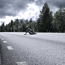 Long way home. Foto: Robin Todor. &Aring;kare: Gustav Olsson.