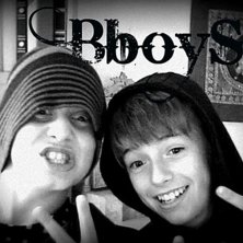 &Aring;kare: David och Emil.