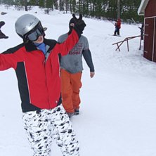 Yeah glassar omkring vid klubbhuset! =). Foto: Johnny Eriksson. &Aring;kare: Daniel Br&ouml;ms.