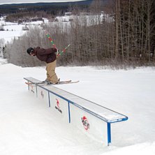 Vinka med staven. Foto: Henrik Westlund. &Aring;kare: Staffan Zackrisson.