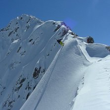 Min v&auml;n Luca visar upp &auml;nnu ett smultronst&auml;lle . Foto: Kim Pantzar. &Aring;kare: Luca Pandolfi.