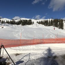 Velkommen til H&oslash;gevarde Fjellpark
Faste og fine f.