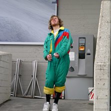 Han &auml;r uppv&auml;xt i Tanzania... observera overallen. Foto: Fakki Fakki.. &Aring;kare: Mattias MR SIck Herngren!.