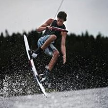 &Aring;kare: Gustav kalm.