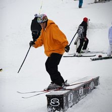 V&auml;sj&ouml; Railjam 2010. Foto: Pax Engstr&ouml;m Nystr&ouml;m. &Aring;kare: Ok&auml;nd.