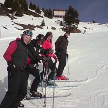 Skidor vecka 8 i ischgl. Foto: &Ouml;sterrikare. &Aring;kare: Jag, Anton, Caroline och David.