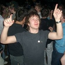 Min klasskompis p&aring; fest..! Ganska rej&auml;lt dragen.. Foto: Kronans fotograf. &Aring;kare: BRA dragen Oskar.