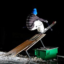 Wallride.. Andr&eacute; kn&auml;pper perfekt igen... Foto: Andr&eacute; Lindholm. &Aring;kare: Axel (Jag).