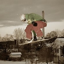 Fett gangsta med renovas skorsten i bakgrunden? 
. Foto: Joakim Croy. &Aring;kare: Rickard Croy.