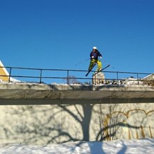Fet street rail i drammen. Smooth 3m drop ut p&aring; v. Foto: Anders Backe. &Aring;kare: Paal A Lund.