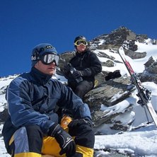V&auml;lbeh&ouml;vlig v&auml;tskepaus. Foto: Tommy &Ouml;man. &Aring;kare: Marcus Holmstr&ouml;m &amp;amp; Oskar L&ouml;fbom.