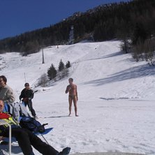 Sk&ouml;n italienare som visade sina fina speedos en f. Foto: Jag. &Aring;kare: Sk&ouml;n italienre.