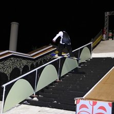 bra som fan!. &Aring;kare: Aaron bittner.