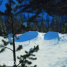 H&auml;r hoppade vi loss ^^ vet inte om datumet st&auml;mm. Foto: Josefine Persson.