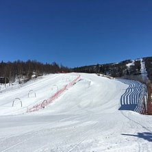 Topp forholde!☀
Flotte l&oslash;yper, bl&aring; himmel og s.