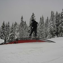 Upp i b&ouml;rjan och ner i slutet, s&aring; g&ouml;r man en ra. Foto: Svenne. &Aring;kare: La ZooYork.