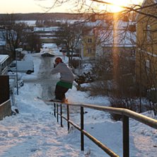 k&ouml;rde lite handrails idag ;D 
slutade denna rail. Foto: nordling. &Aring;kare: jag.