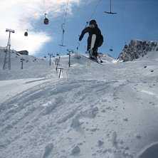 Foto: Emil Karlsson. &Aring;kare: Victor Karlsson.