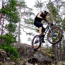 Foto: Alexander Br&auml;nnk&auml;rr. &Aring;kare: Bj&ouml;rn Yrjans.