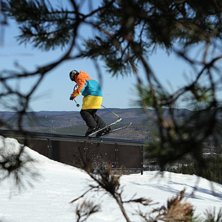 Varm dag i J&auml;rvs&ouml; med O&amp;#039;Neill!. Foto: Petter Levin. &Aring;kare: Anton Lind.