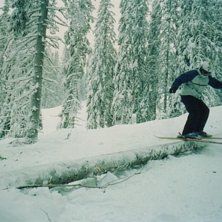 En soft tr&auml;d rail vid sidan av Stina. Foto: Patrik &amp;quot;PaTa&amp;quot; S&ouml;dergren. &Aring;kare: Peter Withfeldt.