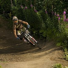 Vroooom. Foto: Simon Berggren. &Aring;kare: Alexander Kangas.