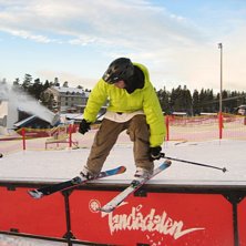 s&auml;songs &ouml;ppning i tand&aring;dalen. Foto: Joacim Lindgren. &Aring;kare: Peter Flodin.