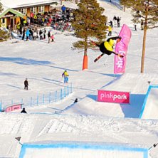 Cork 5 rev mute till dubbelhands mute!. Foto: Magnus Gran&eacute;r. &Aring;kare: Sebastian Karlsson.