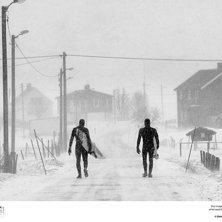 Foto: Chris Burkard. &Aring;kare: Keith Malloy, Dane Gudauskas.