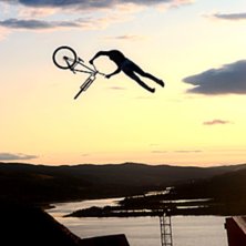 Efter Sent it stannade jag och n&aring;gra polare kvar . Foto: Fredrik Persson. &Aring;kare: Martin S&ouml;derstr&ouml;m.