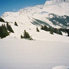 H&auml;r &aring;ker man f&ouml;r att komma hem, en till av medl. Foto: Albin Oscarsson. &Aring;kare: Martin Livian.